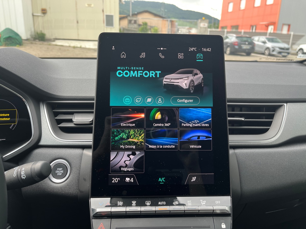 RENAULT Captur TECHNO E-TECH FULL HYBRID 145