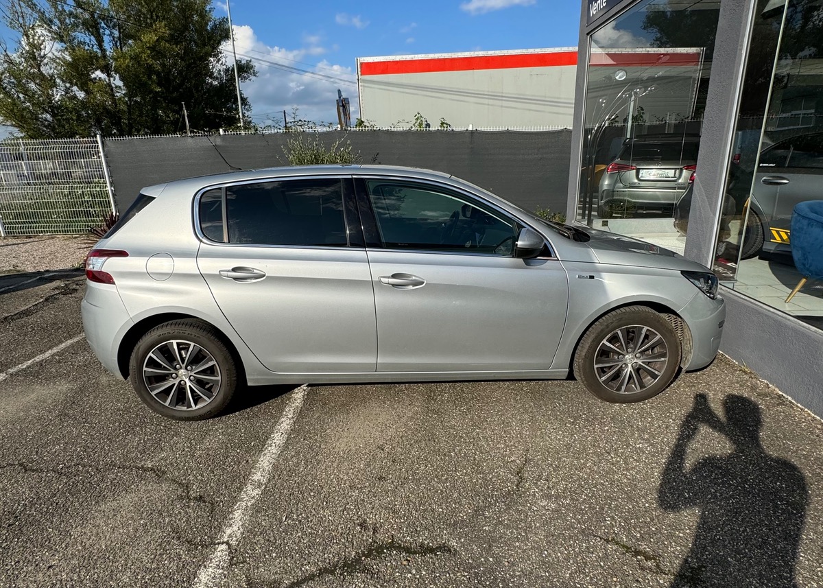 Peugeot 308 1.2 S&S 110 STYLE