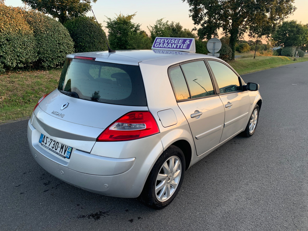 RENAULT Megane II 2.0 dci 150CV 151821KMS