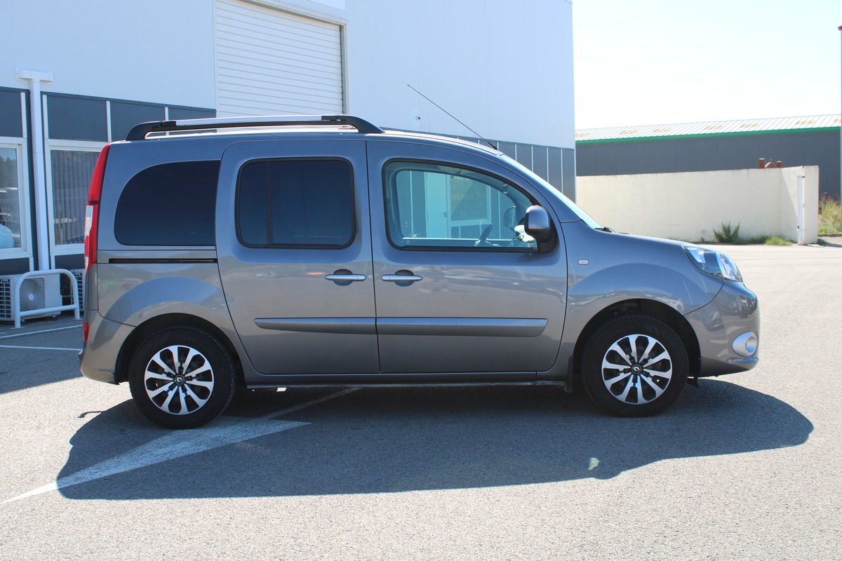 RENAULT Kangoo 1.5 Blue dCi 115ch Intens