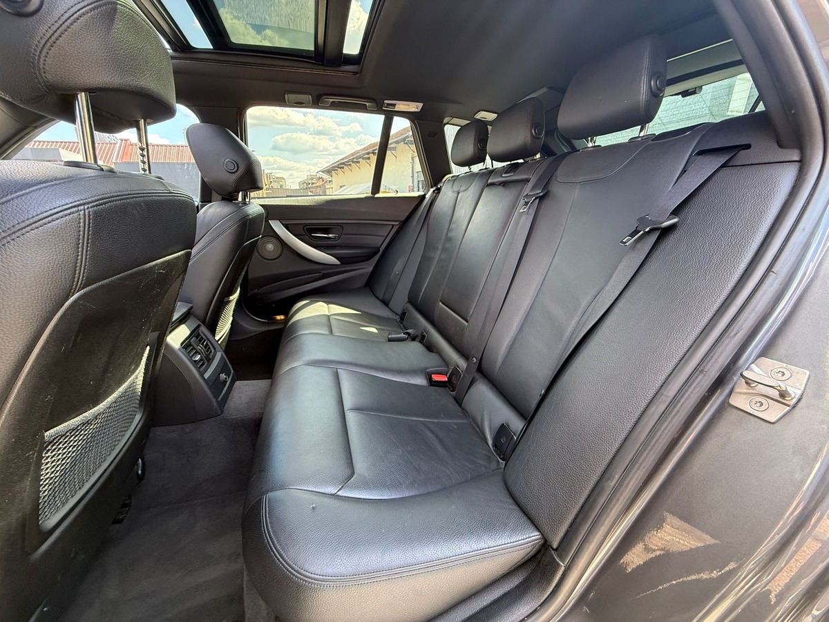 Bmw 330 D PACK M / HARMAN KARDON / VOLANT M