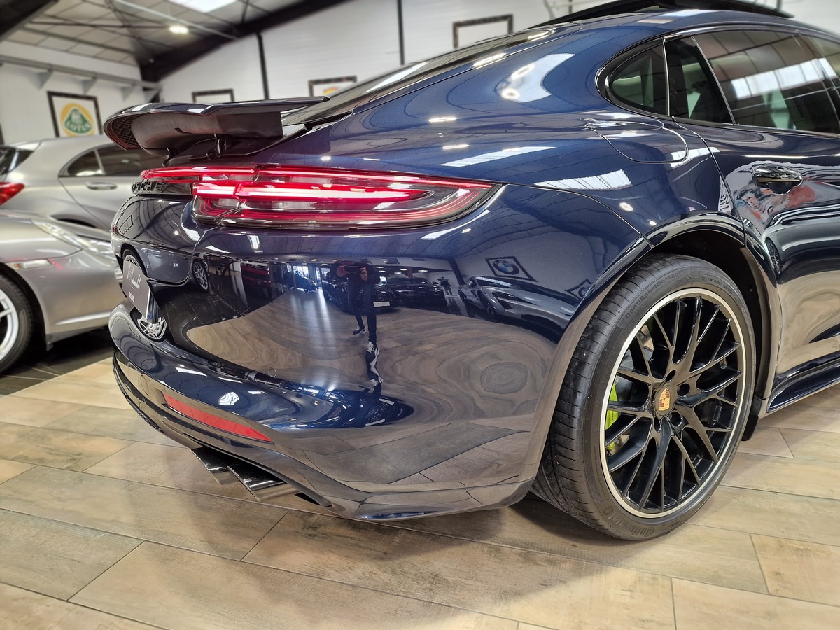 Porsche PANAMERA 4 E-HYBRID 462 OPTIONS++ D