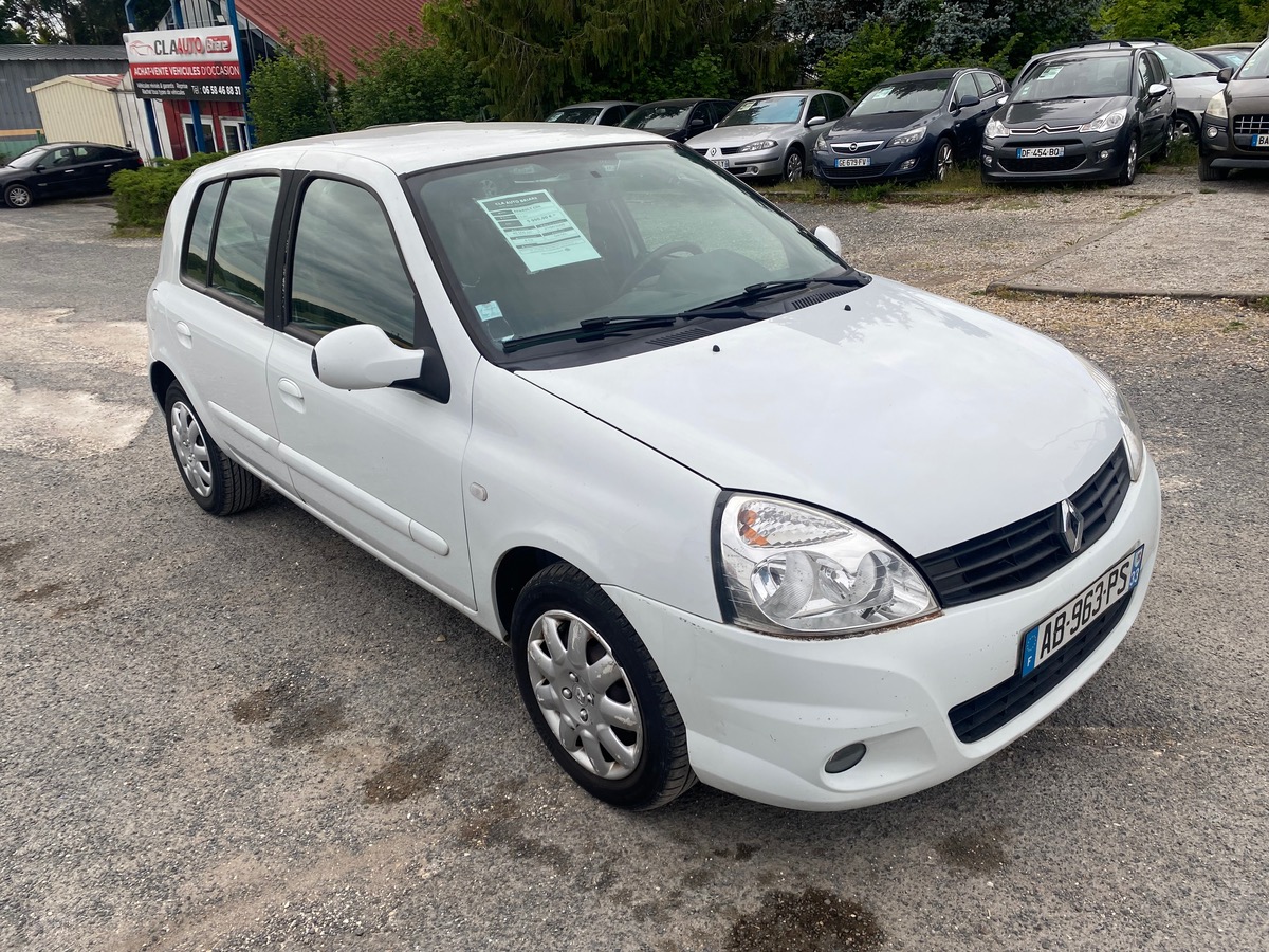 RENAULT Clio campus 1.5 dci 65cv faible km