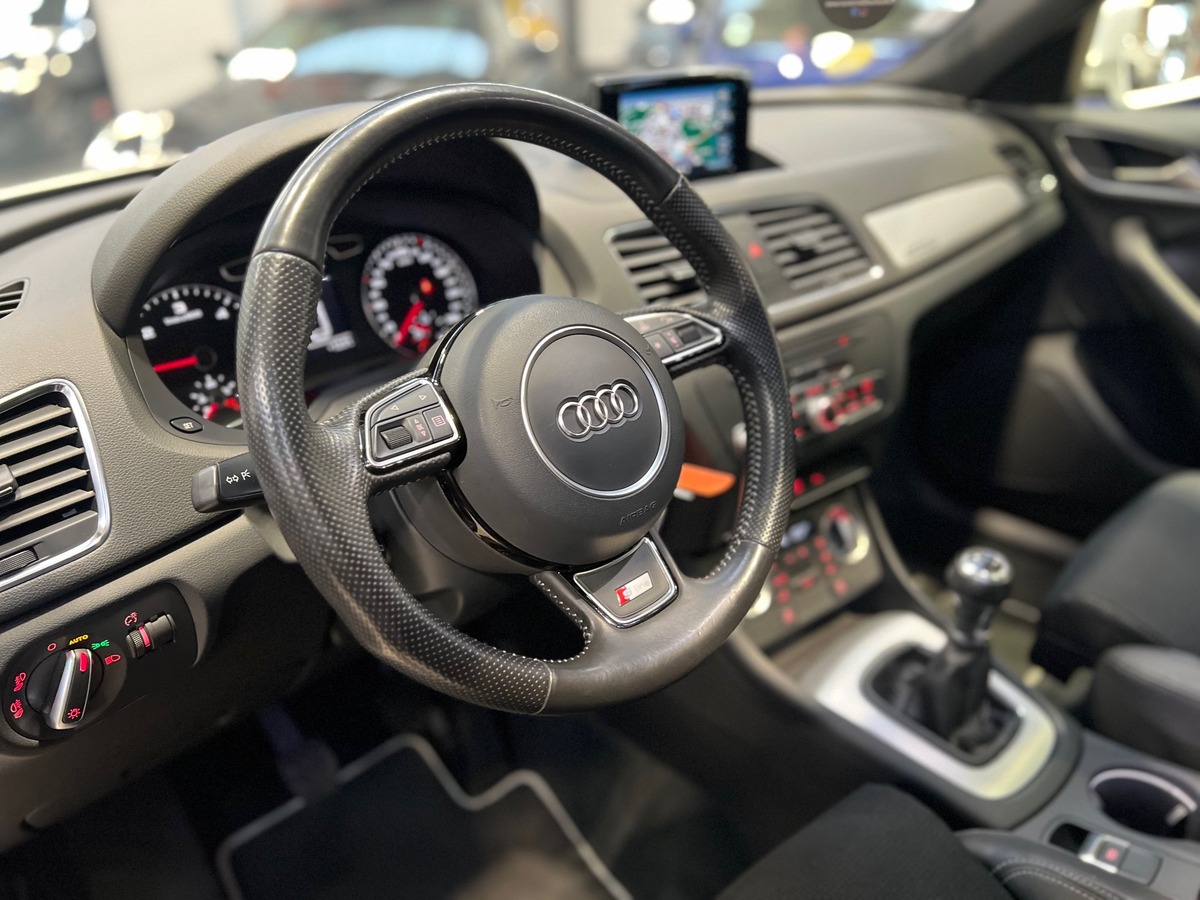 Audi Q3 QUATTRO 2.0 TDI 140 S-LINE /TOIT PANO/GPS/