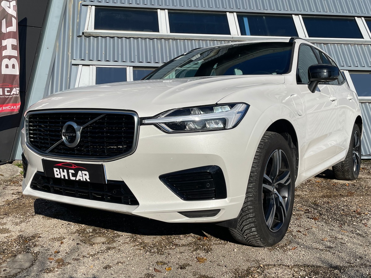 Image: Volvo XC60 t8 twin-engine hydride 303 cv R-Design AWD Geartronic 390H