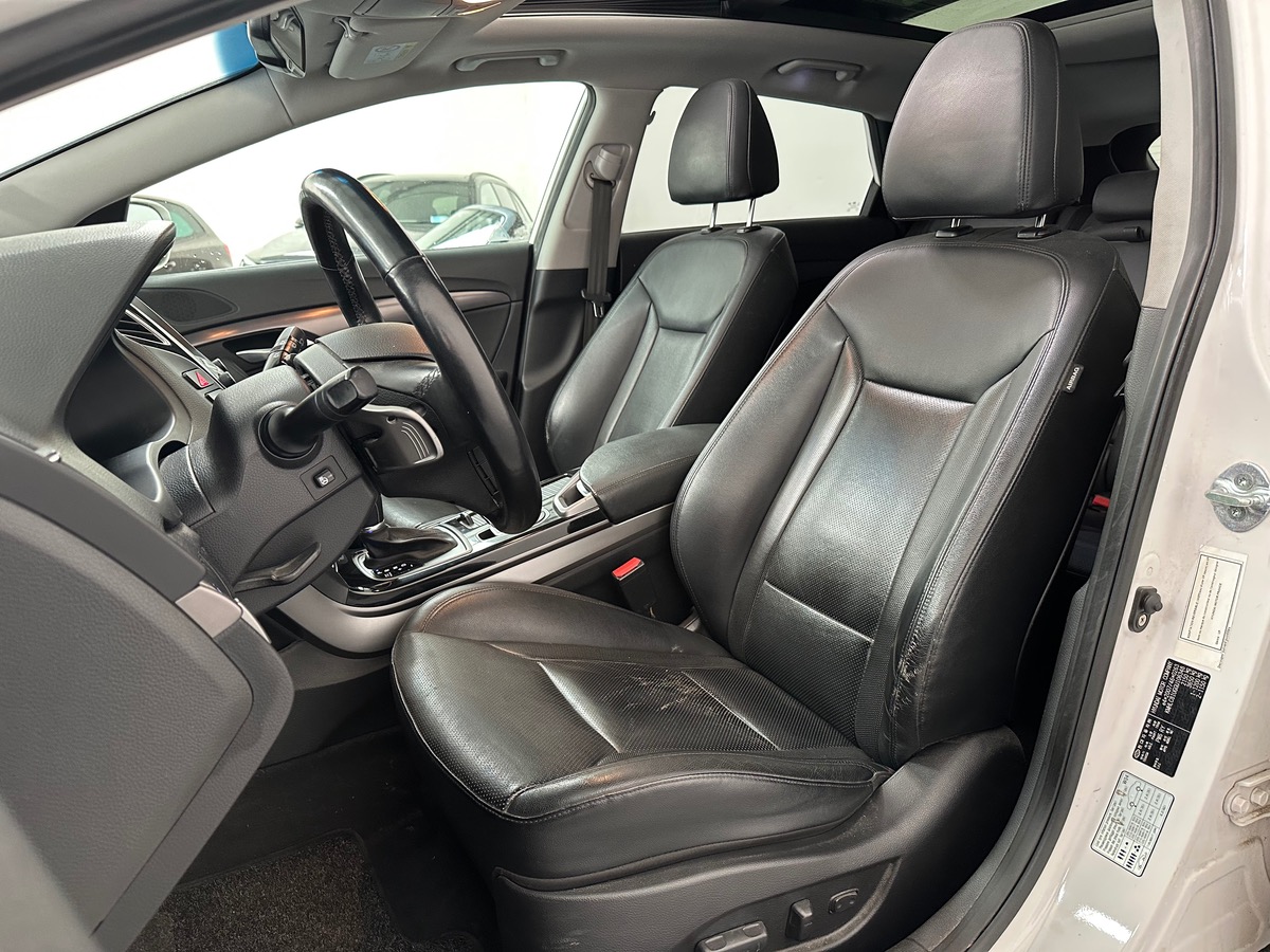 Hyundai i40 SW Business 1.7 CRDi 141 Blue Drive Business DCT-7