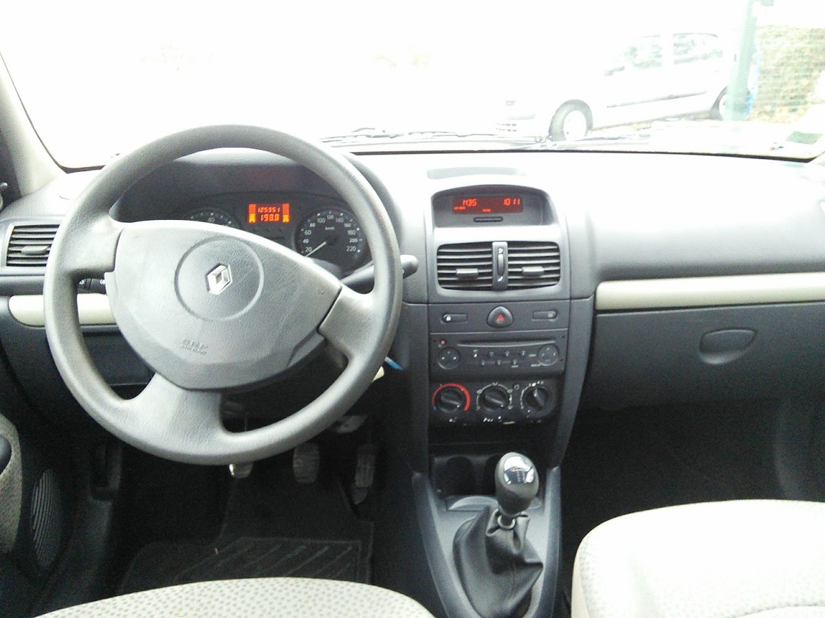 Renault Clio 1.2 75 CAMPUS