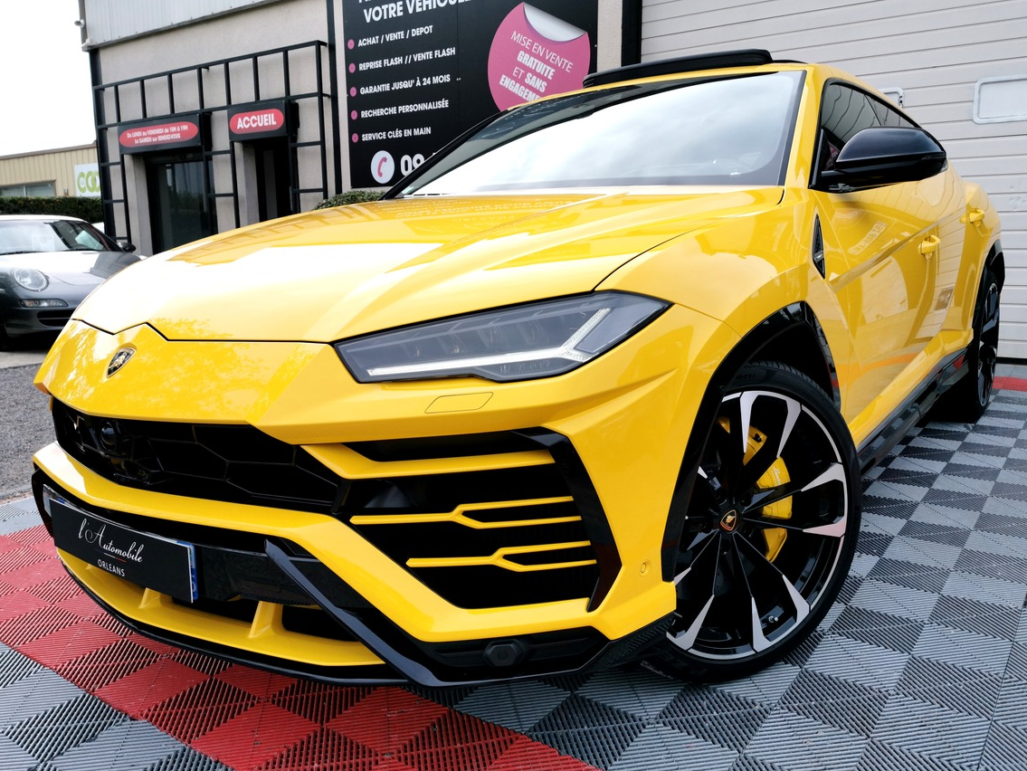 Lamborghini Urus 4.0 V8 650 23/AKRAPOVIC/B&O A