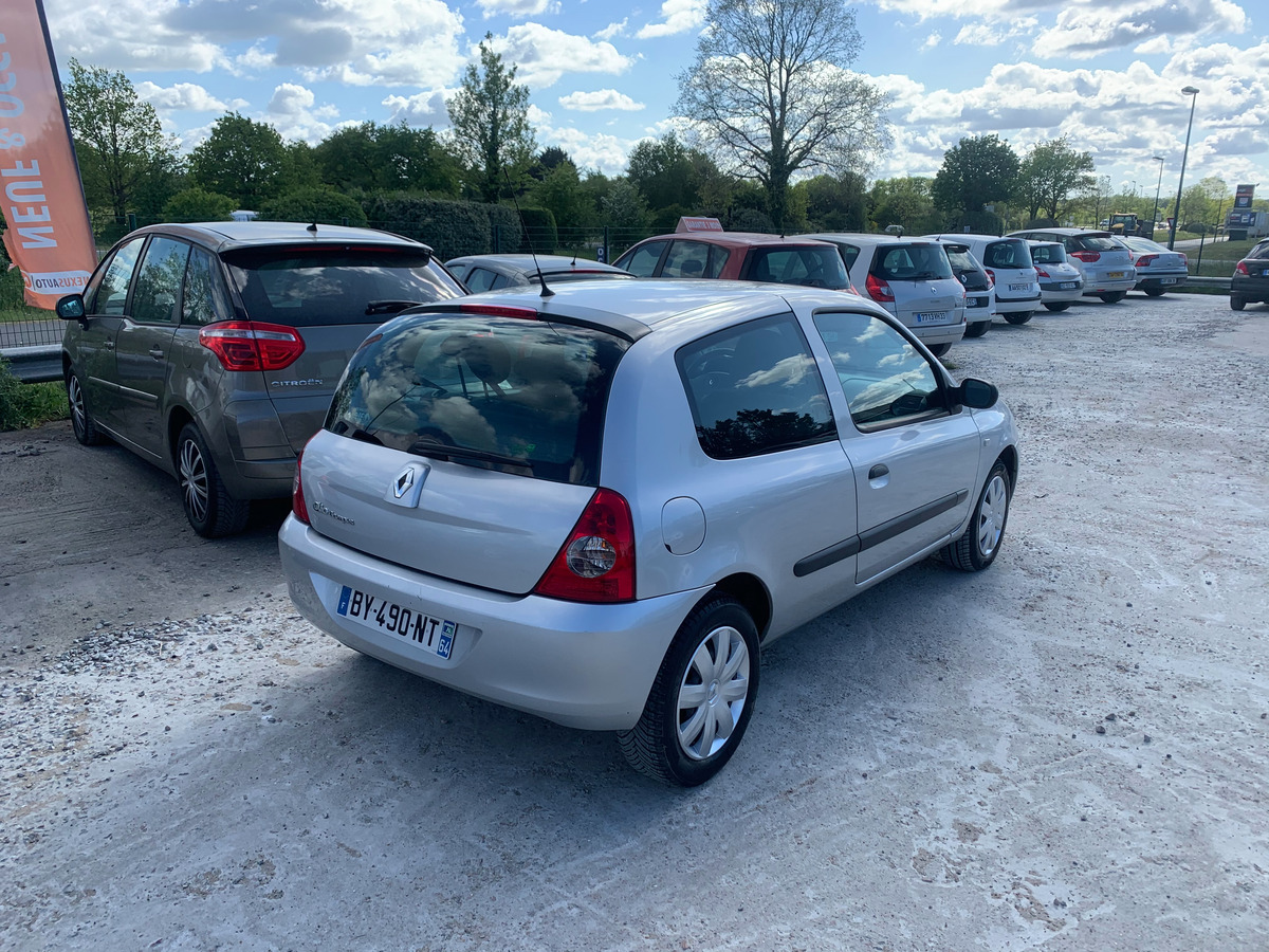 RENAULT Clio campus 1.5 dci - 65ch 219947km