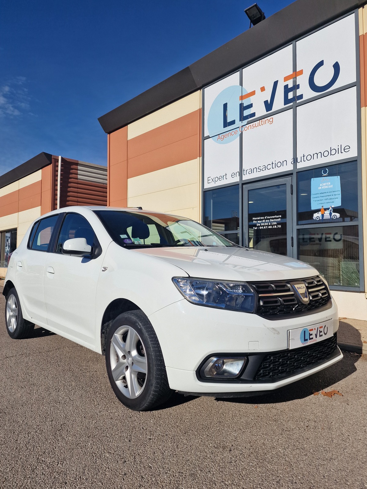 Dacia Sandero Phase 2 lauréate 1 Main