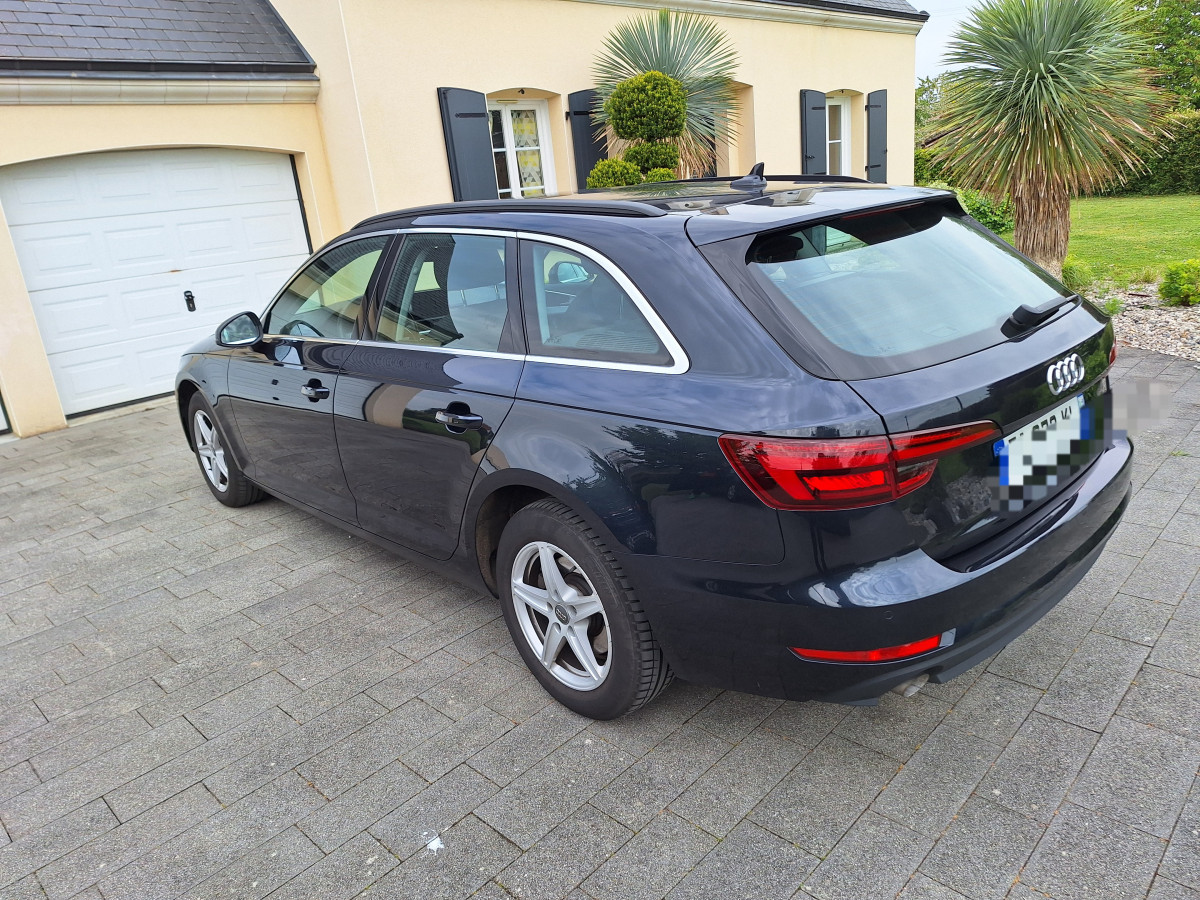 Audi A4 2.0 TDI 150 S TRONIC 7 BUSINESS LINE
