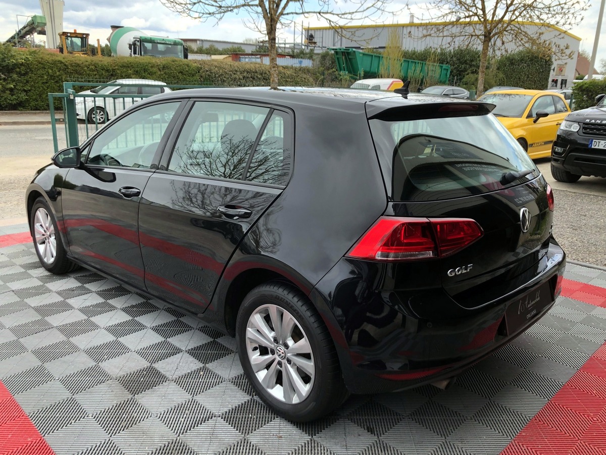 Volkswagen Golf VII 7 1.6 TDI 105 CONFORT BUSINESS