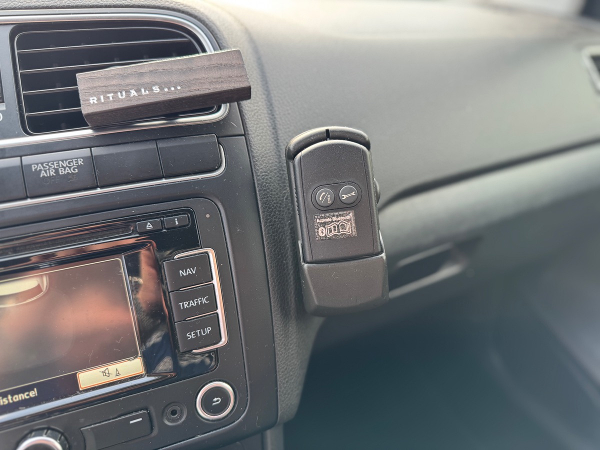 Volkswagen Polo V 5 1.2 TDI 75 cv - IDEAL JEUNE PERMIS - BLUETOOTH  - RADAR DE RECUL
