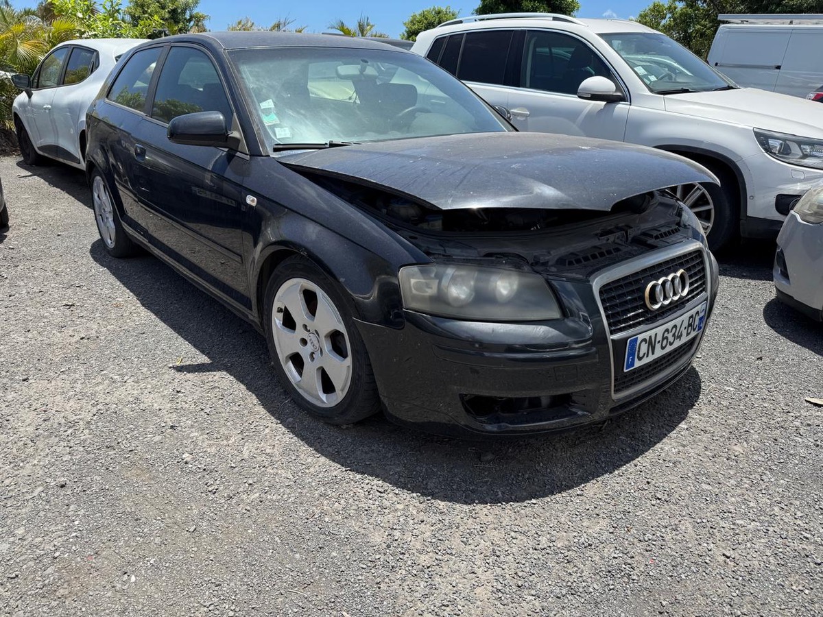 Audi A3 2.0 TDI VENDU EN ETAT MOTEUR HS SPORT AUTO 