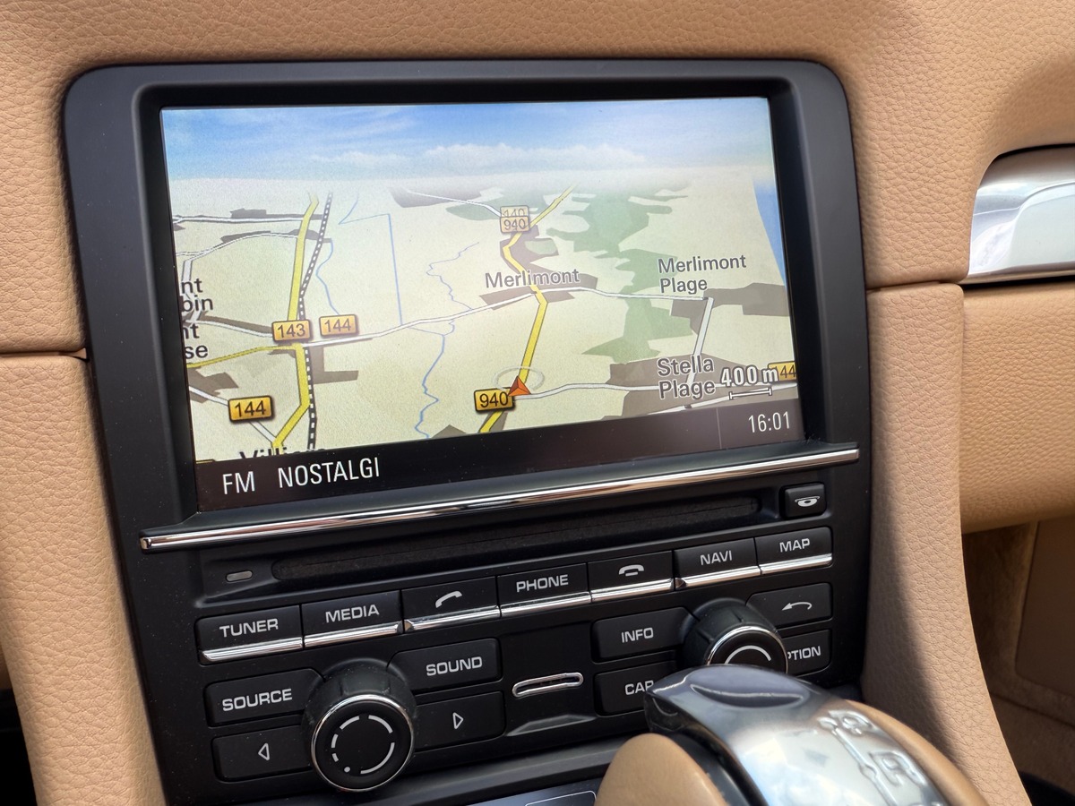 Porsche Boxster 2.7L  / 265 CH / 42372 KMS