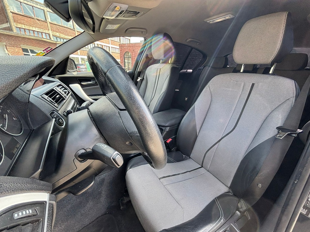 Bmw Série 1 F20 5 Portes 116D LOUNGE BVA6 - Révisée