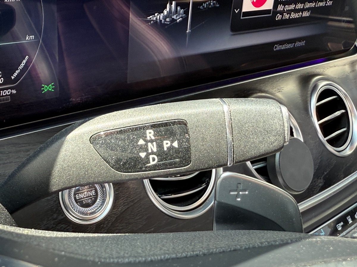 Mercedes-Benz Classe E V (2) 2.0 300 DE AVANTGARDE LINE 9G-TRONIC