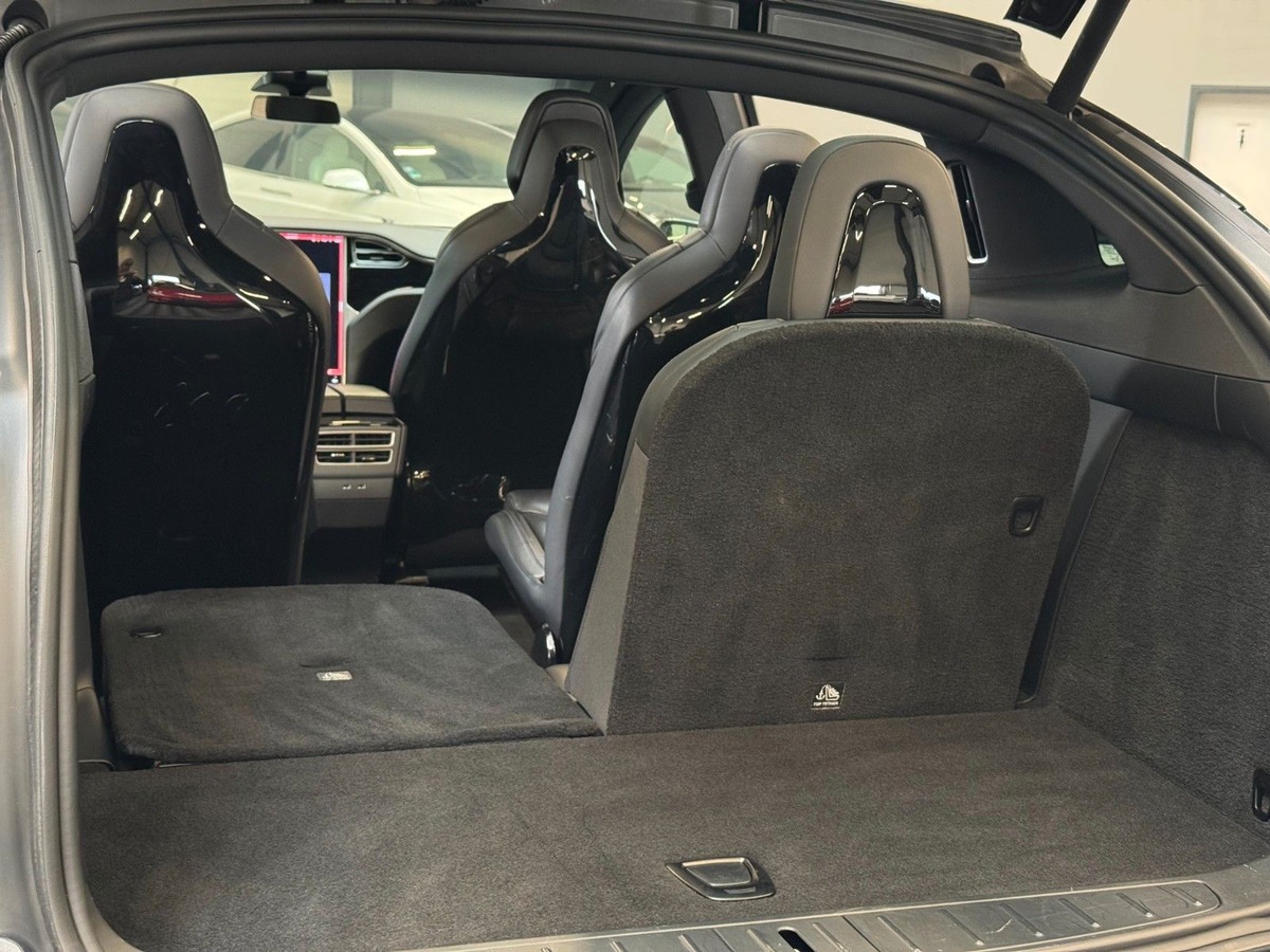 Tesla Model X 90D Dual Motor 6 places Supercharge gratuite