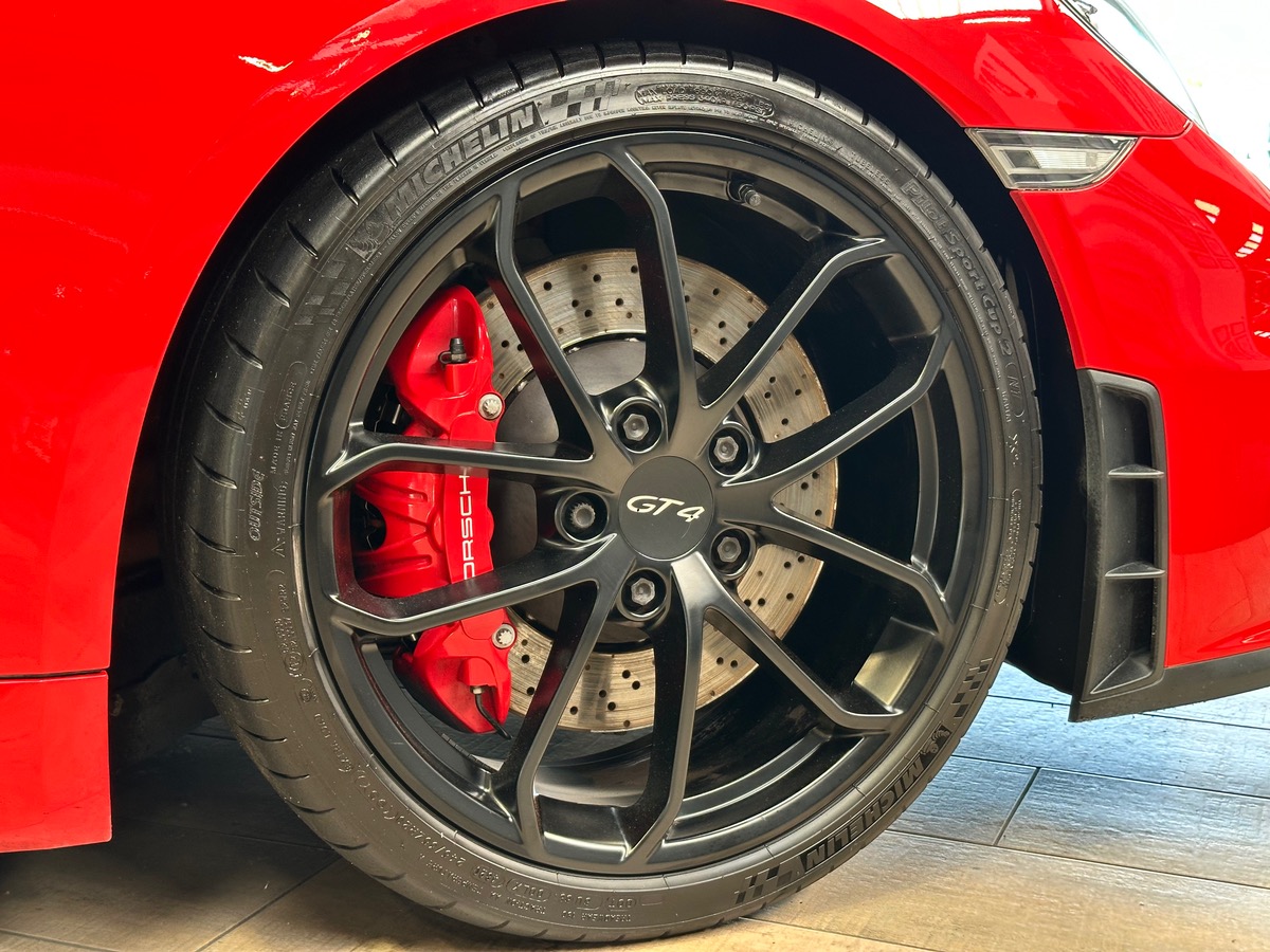 Porsche 718 Cayman GT4 4.0 420 PDK7