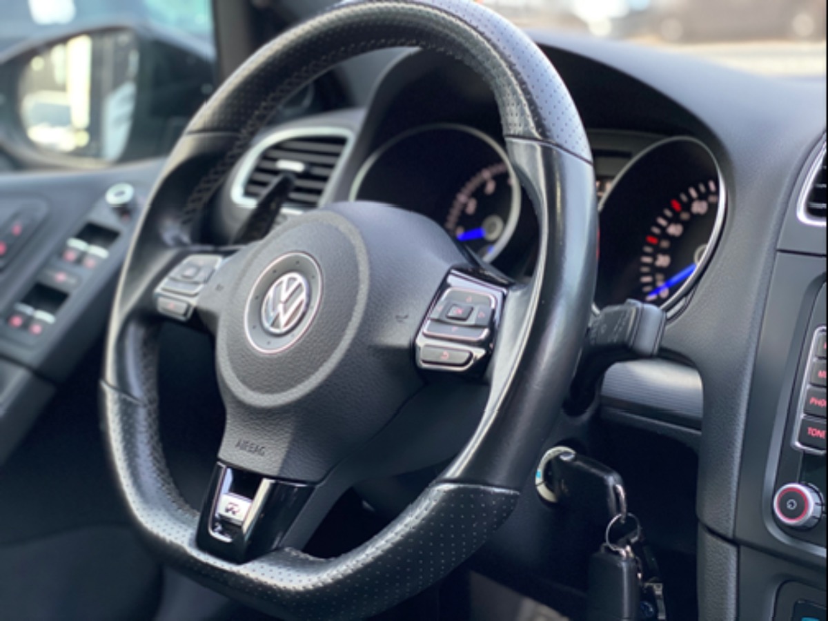 Volkswagen Golf 6 R 4-MOTION 2.0 DSG 271ch full