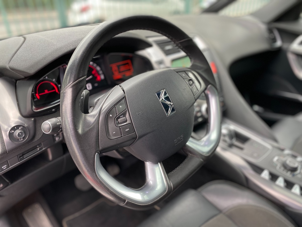 Citroën DS5 1.6 HDI 115 BUSINESS CAM/TOIT PANO vv