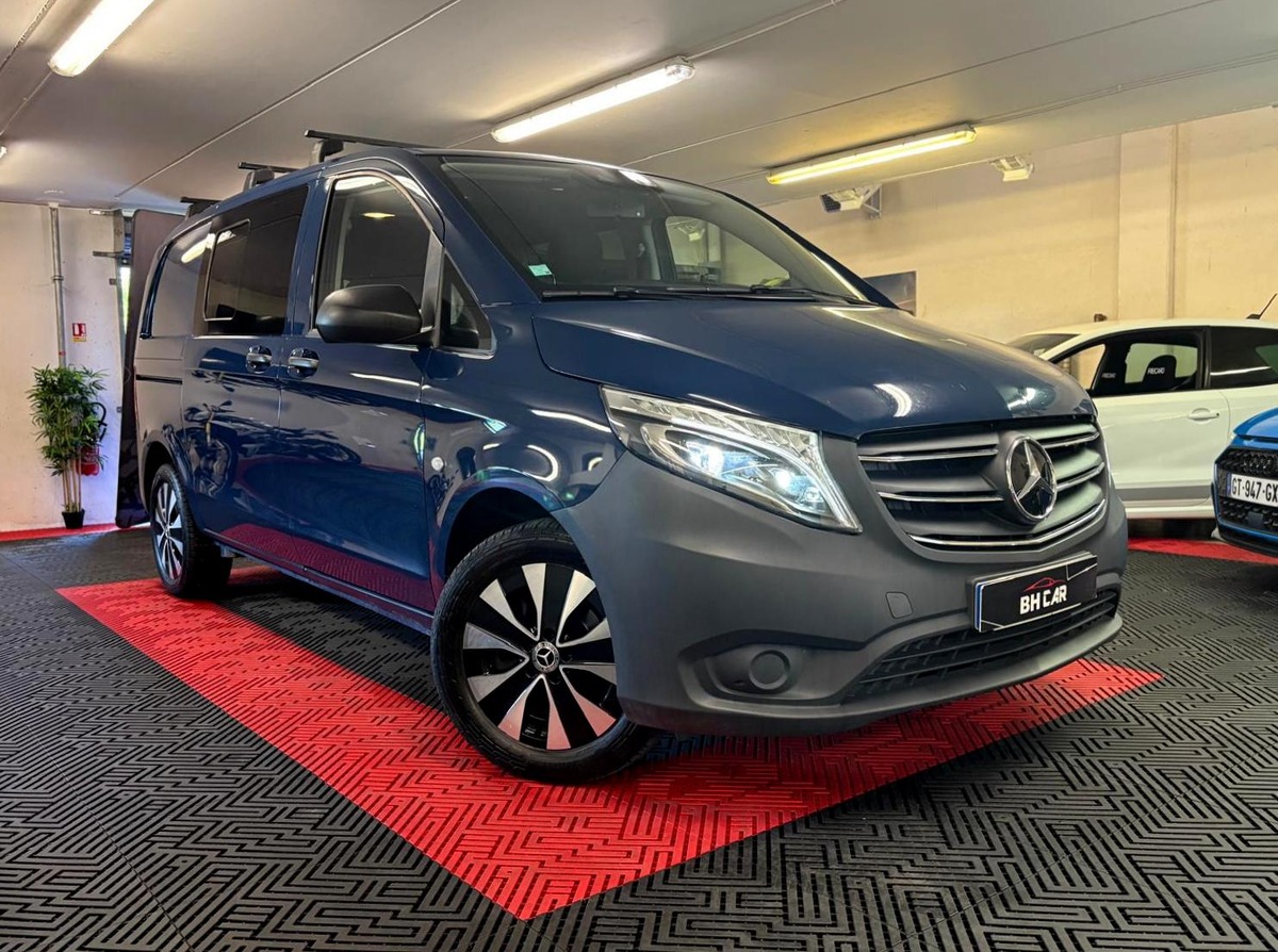 Image: Mercedes-Benz Vito Fourgon 114 1.9 CDI 4MATIC 9G-TRONIC 136CH BOITE AUTO