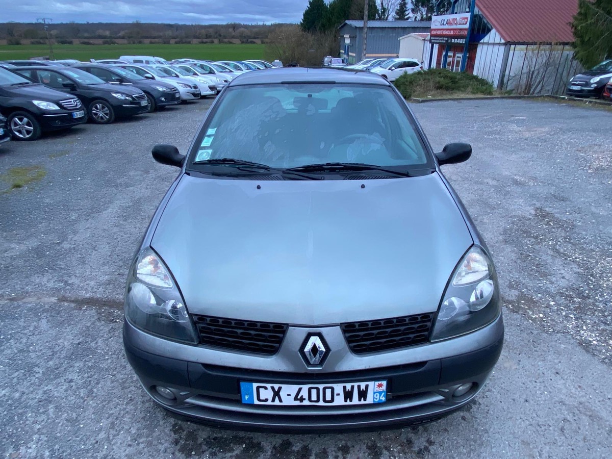 RENAULT Clio 1.5 dci 65cv