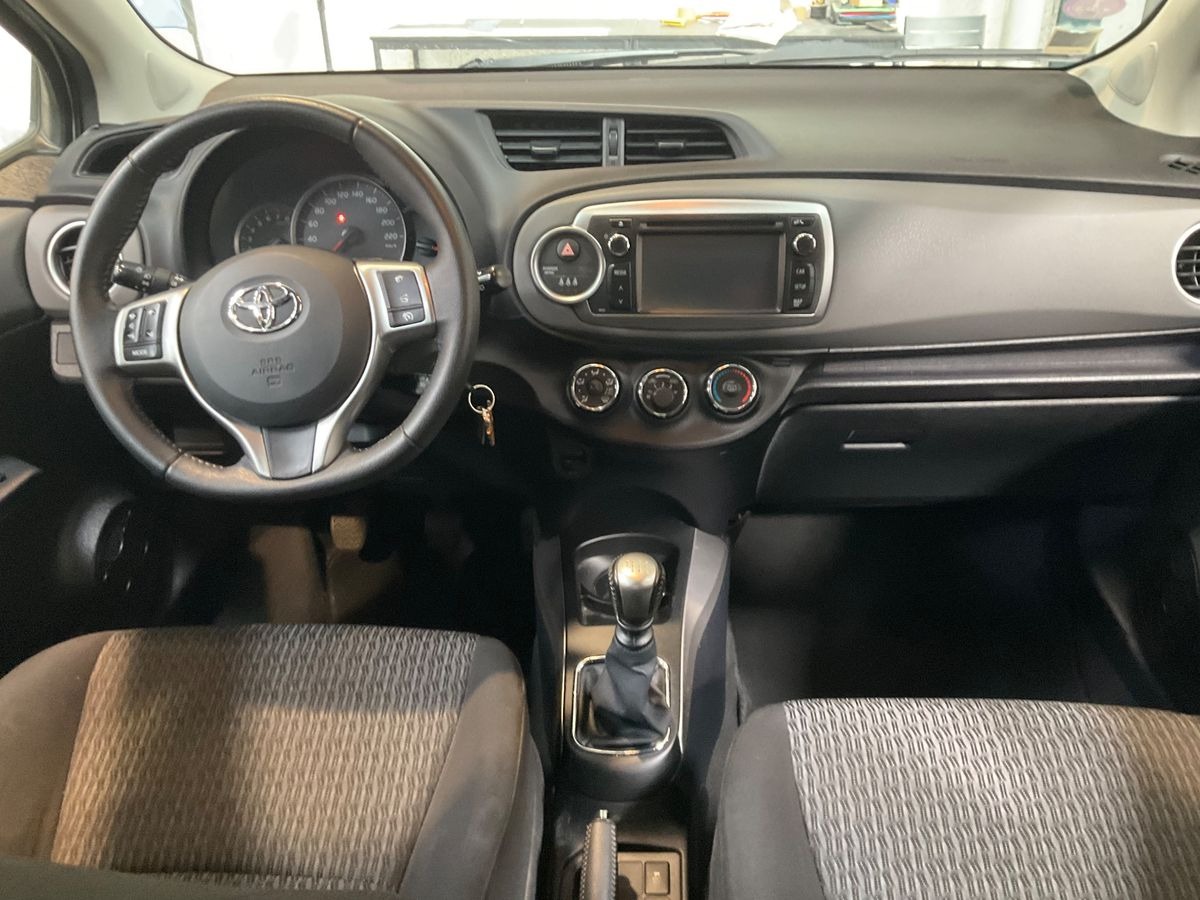 Toyota Yaris II 1.33 VVTi 100 Dynamic