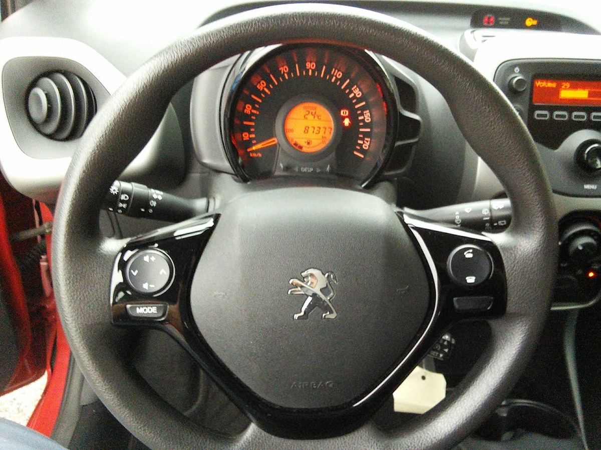 Peugeot 108 1.0 VTi 70 Active PREMIERE MAIN