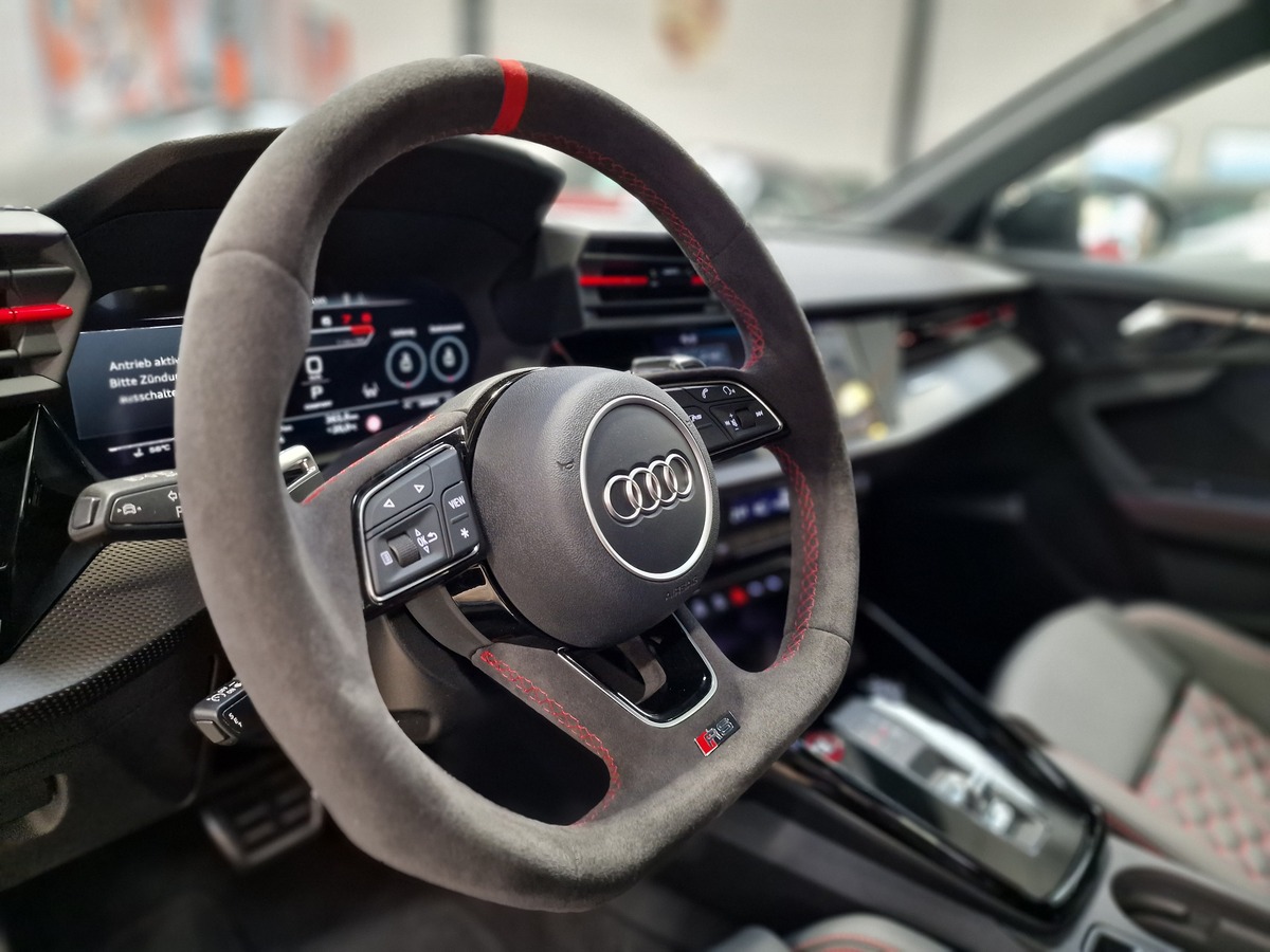 Audi RS3 SPORTBACK OPTIONS++ CÉRAMIQUE 