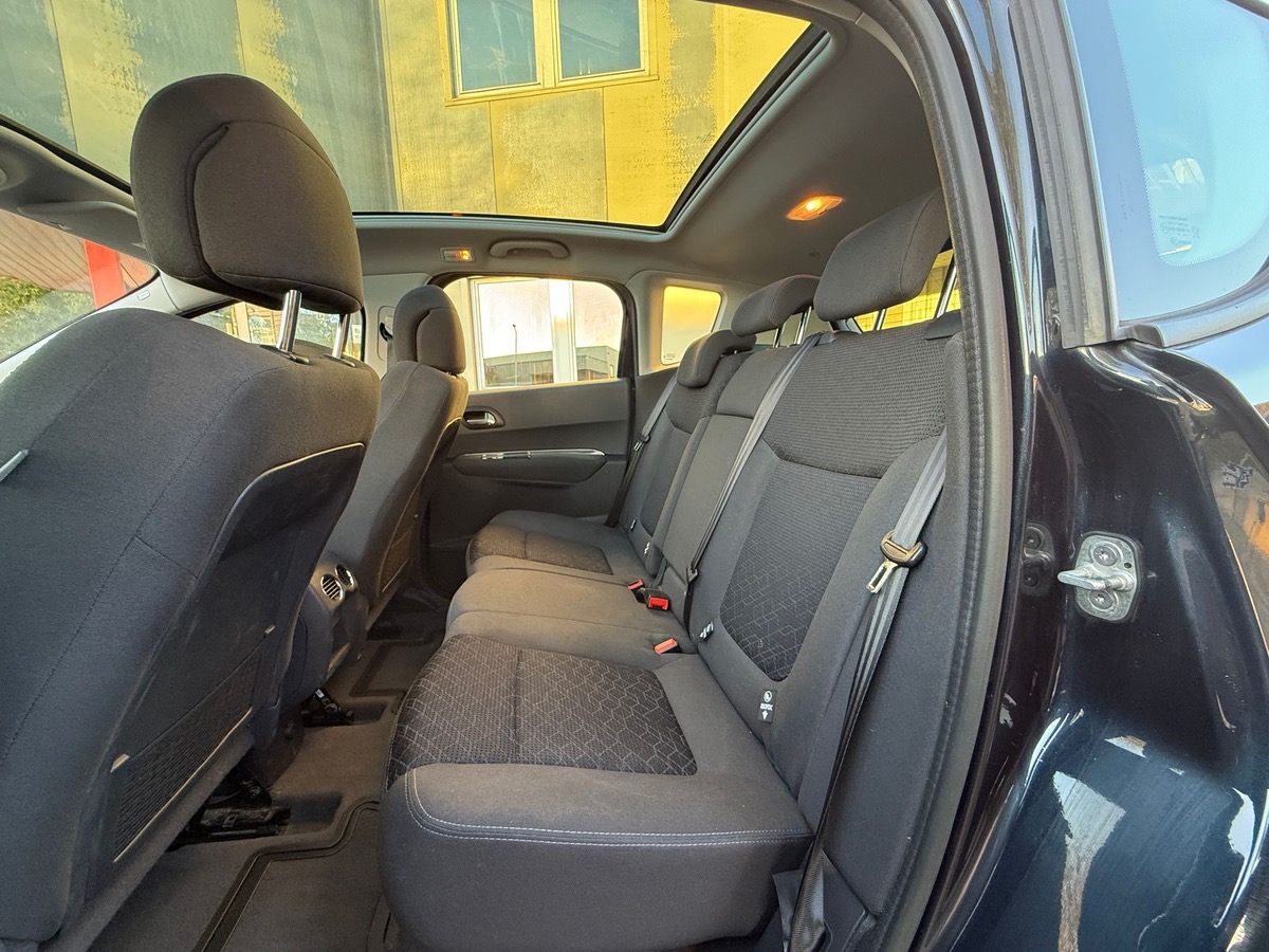 Peugeot 3008 1.6 HDI 115 CV allure en 4XCBL