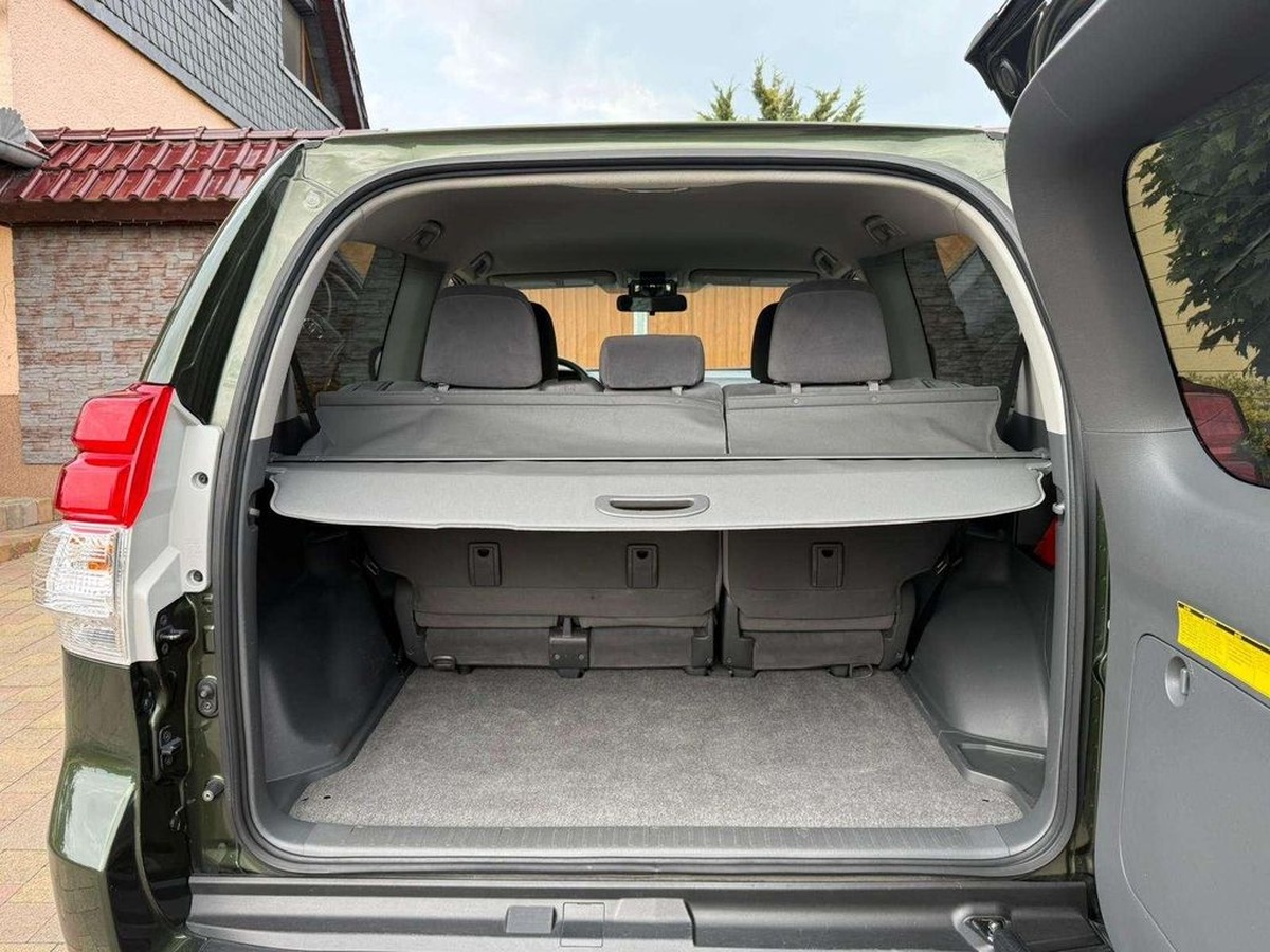 Toyota Land Cruiser D4D 190ch lounge