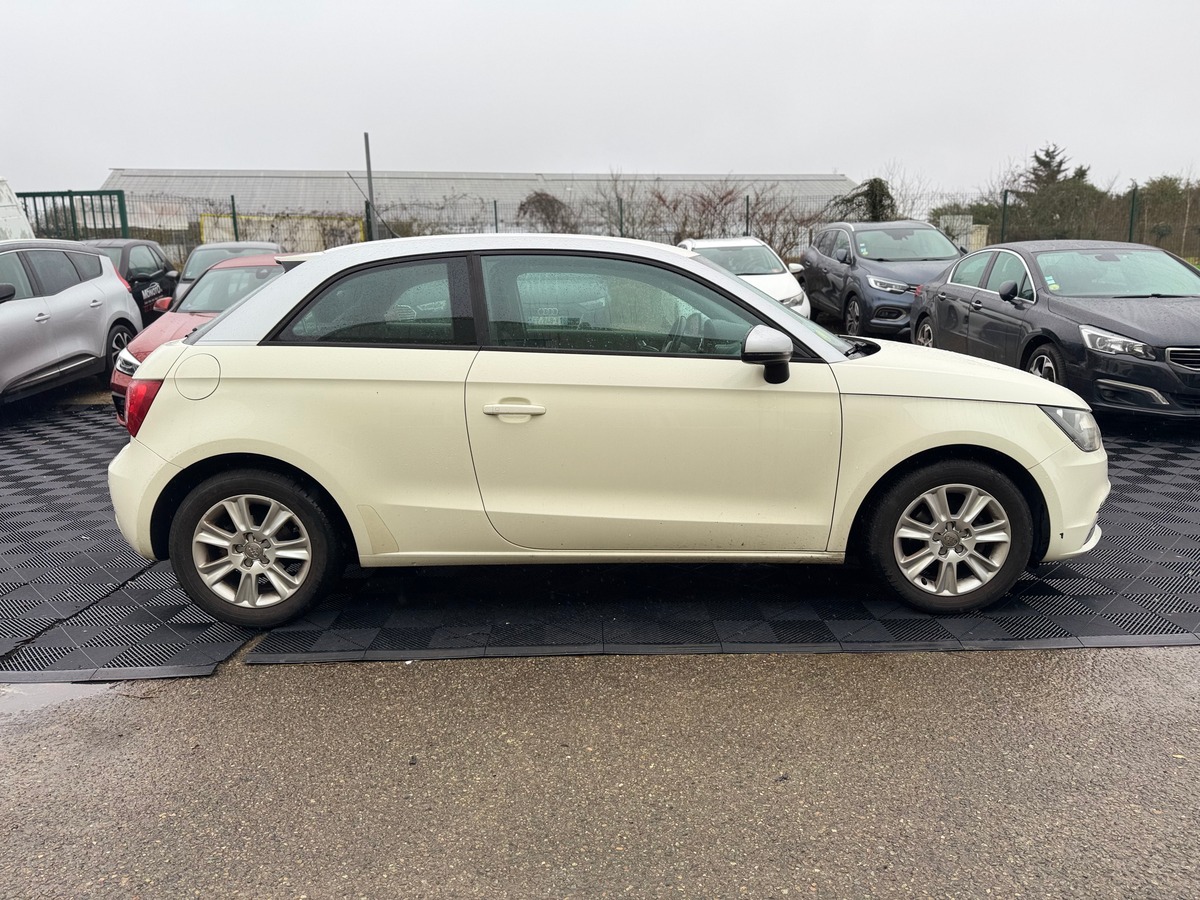 Audi A1 1.6 TDI S-Tronic7 90 cv Boîte auto - AIDE PARKING AR - COURROIE OK - CLIMATISATION AUTO