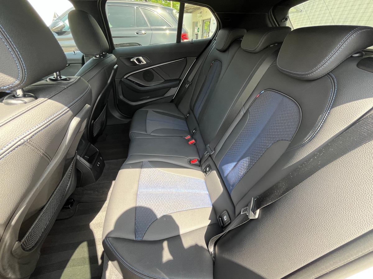 Bmw Série 1 116d, PACK M SPORT, VIRTUAL COCKPIT, CARPLAY SANS FIL, ECLAIRAGE D'AMBIANCE