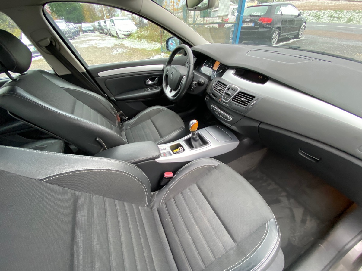 RENAULT Laguna 2.0 dci 150cv initiale