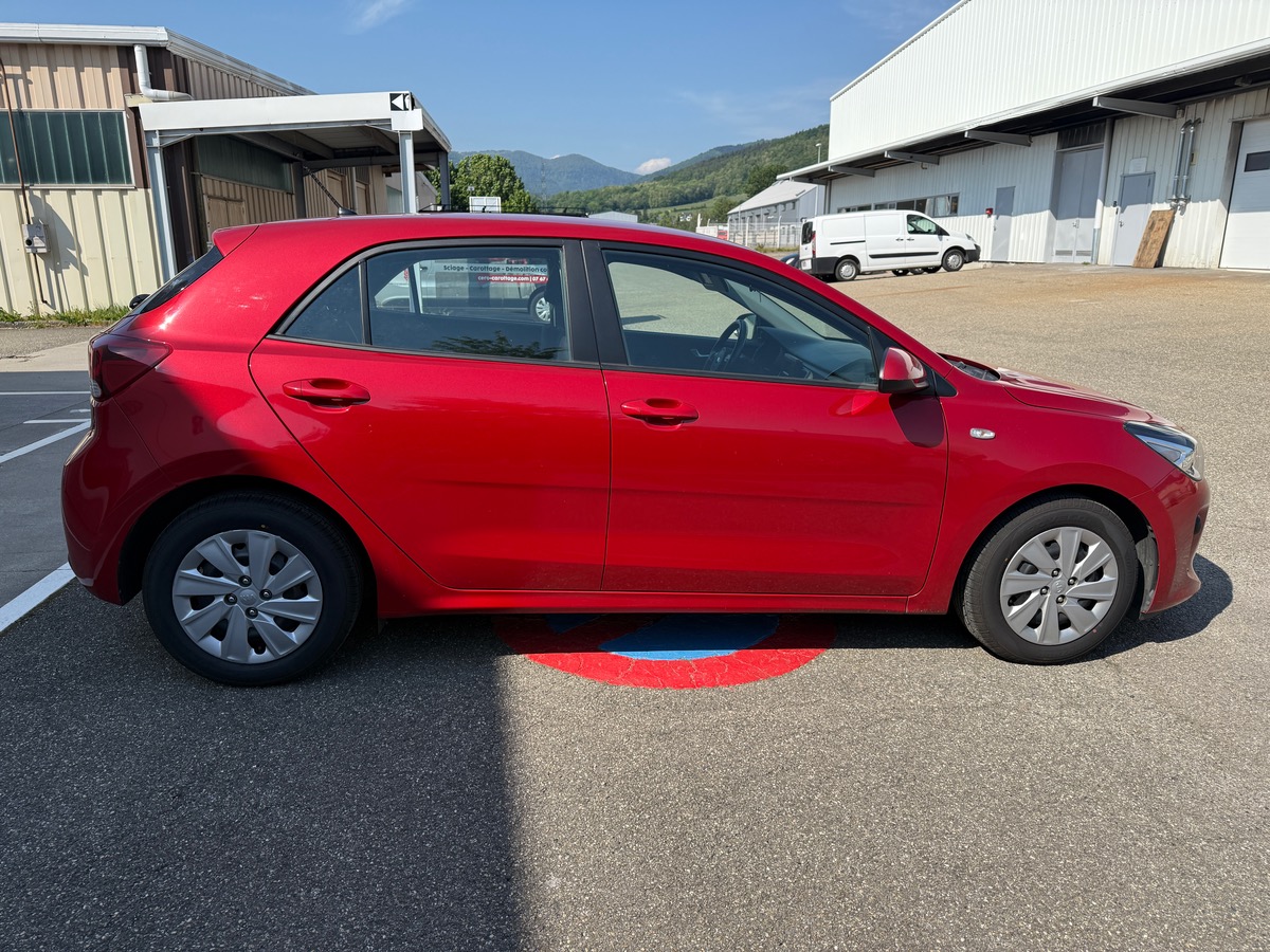 Kia Rio 1.2 i-CVVT 84 cv Active, Suivi complet