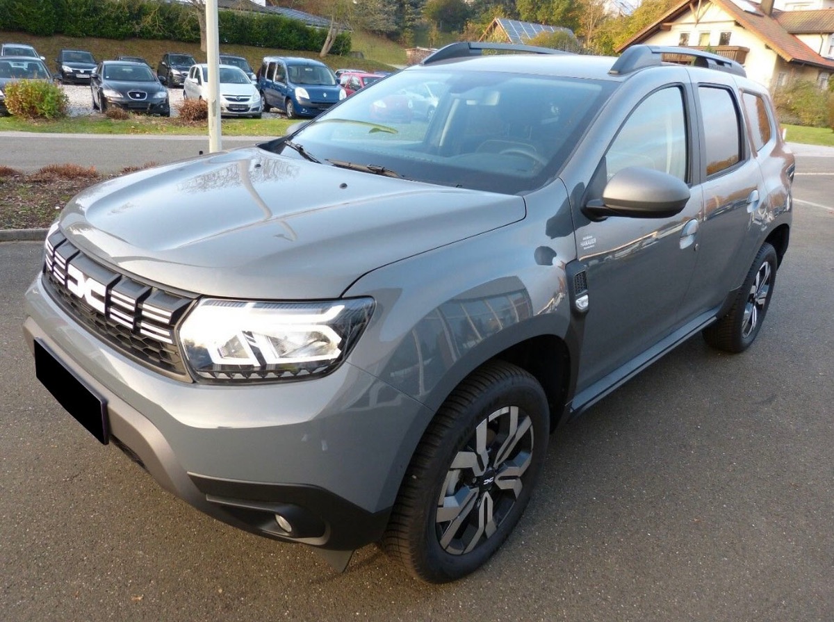 Image: Dacia Duster II Journey 115 DCi 4x4 Journey Neuf Caméra Sièges Chauffants Attelage