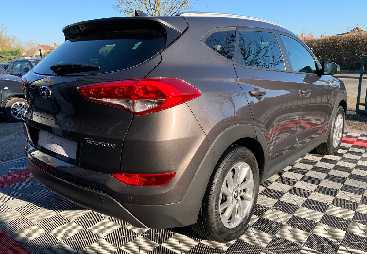 Hyundai Tucson 1.7 CRDI 115 BUSINESS 2WD c