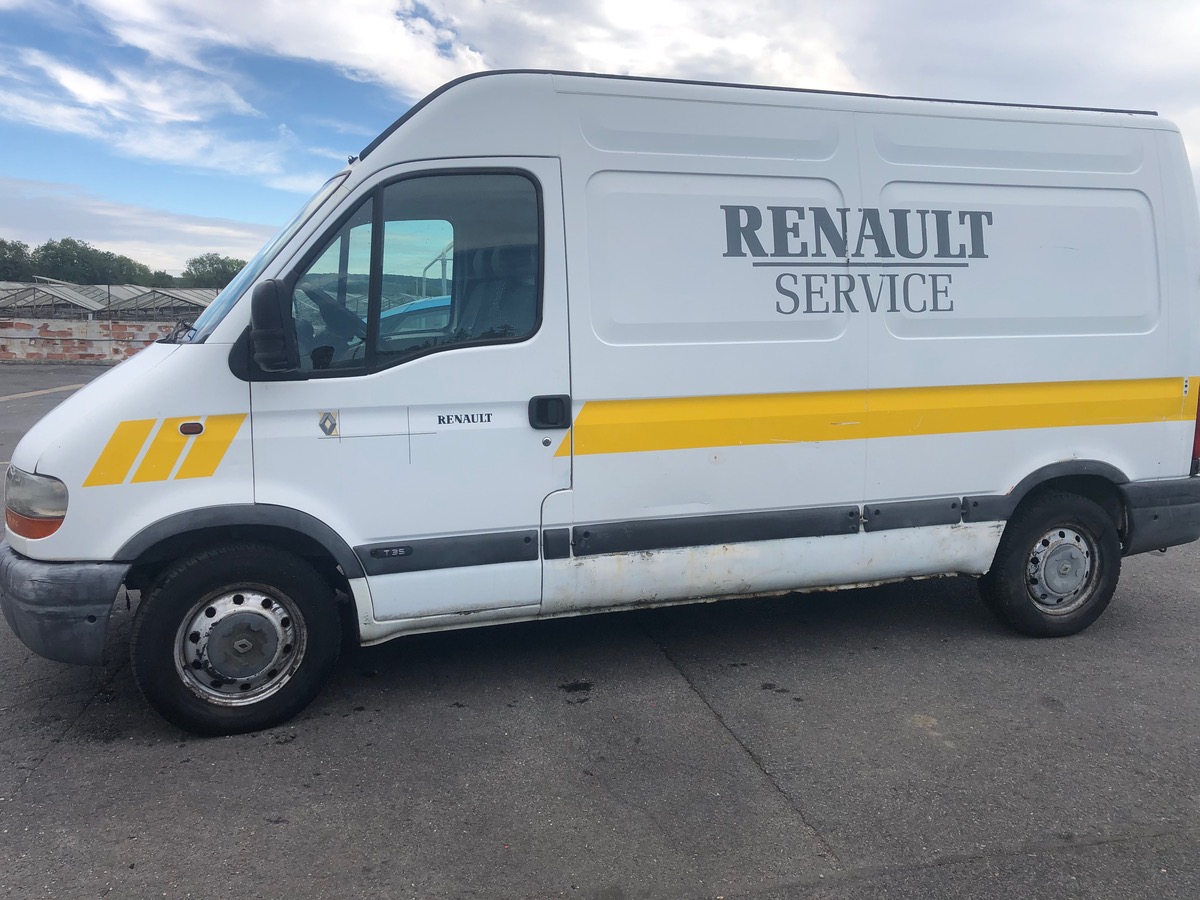 RENAULT Master 2,8dti L2H2