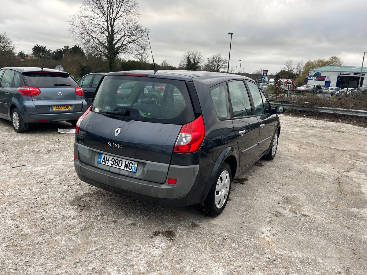 RENAULT Grand Scenic 1.5 DCI 105ch 145605km