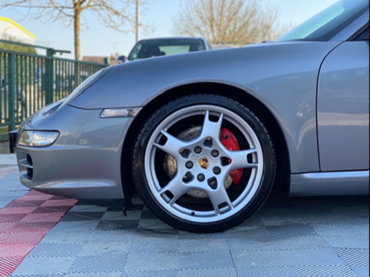 Porsche 911 997 CARRERA S CABRIOLET 3.8 355 ui