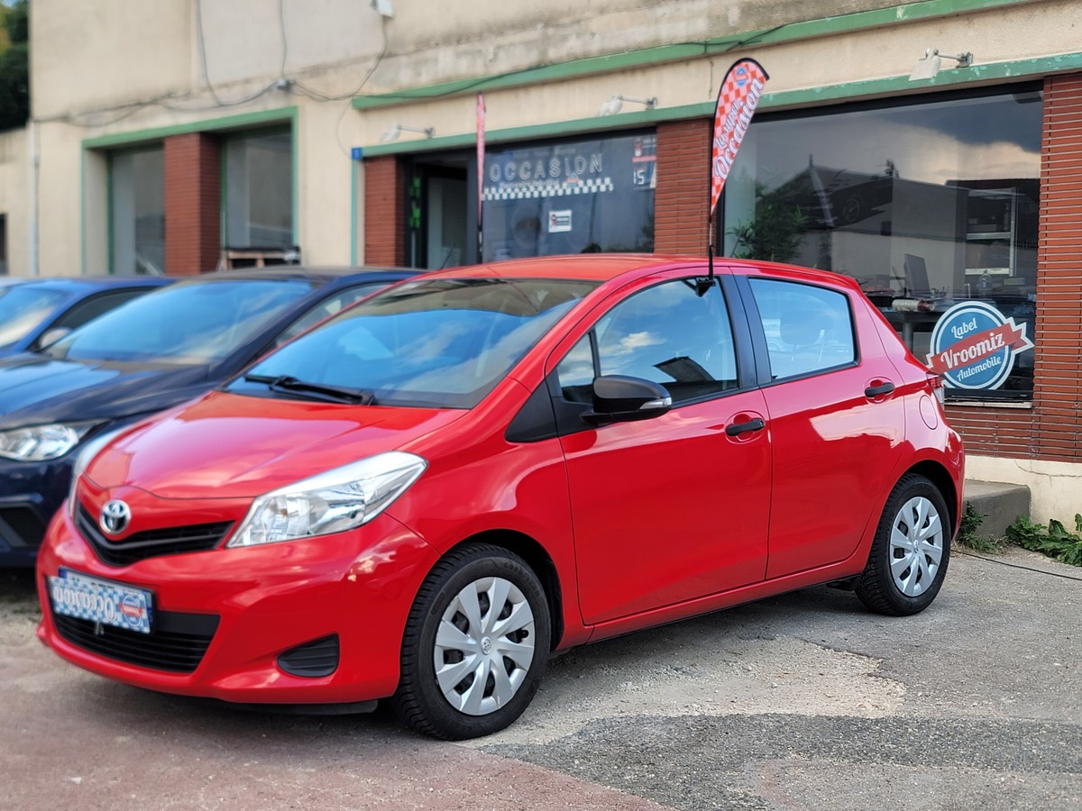 Toyota Yaris ESS 1.0L 70CV CLIM MOTEUR A CHAINE CT OK 89000KM F