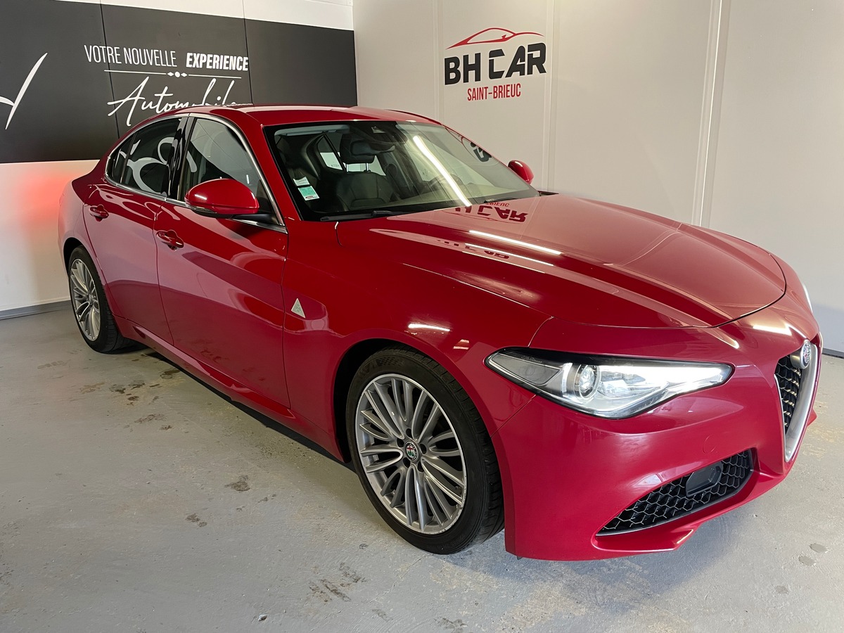 Image: Alfa Romeo Giulia 2.2 jtdm SUPER