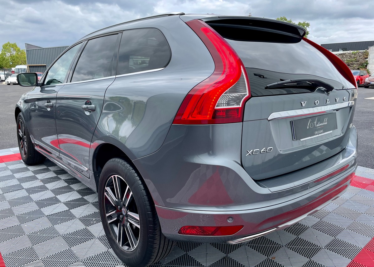 Volvo XC60 (2) 2.0 190 D4 Signature Edition Full a