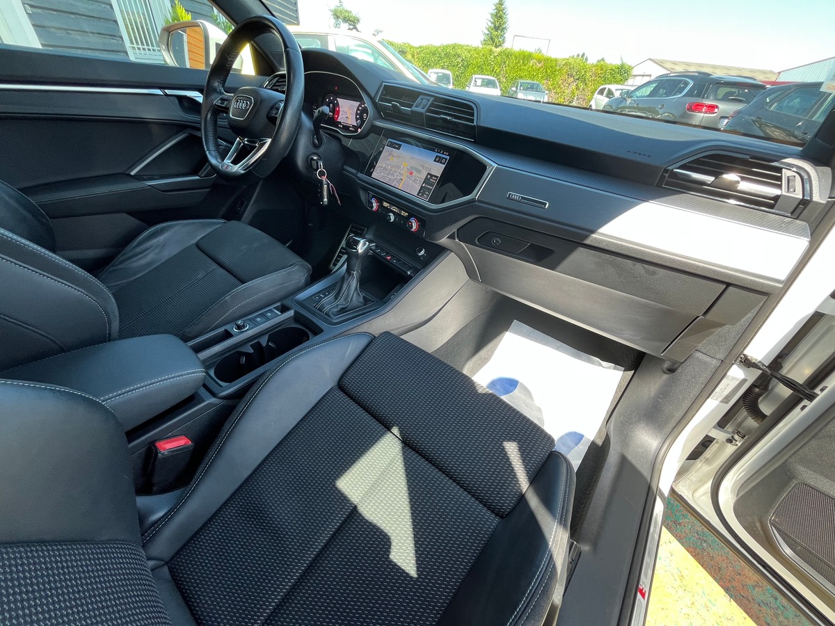 Audi Q3 35 2.0 TDI S Tronic7 150 S LINE Boîte automatique