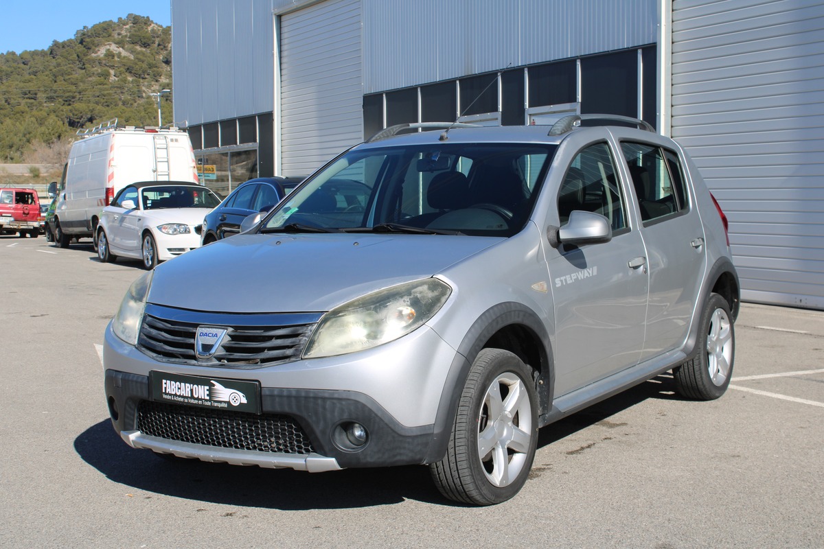 Dacia Sandero STEPWAY 1.5 DCI 70 - Garantie 12 Mois - DISTRIBUTION NEUVE - 1ère MAIN