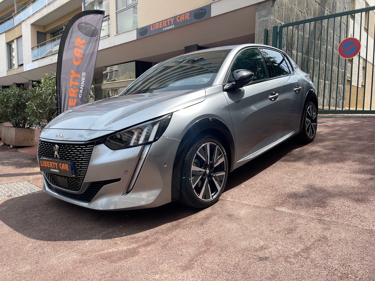 Peugeot 208 1.5 bhdi 100 cv / GT LINE / Pack Black / Virtual Cockpit / Grand écran