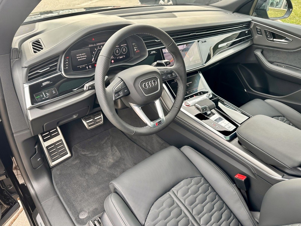 Audi RS Q8 4.0 TFSI 600 QUATTRO FULL OPTIONS i