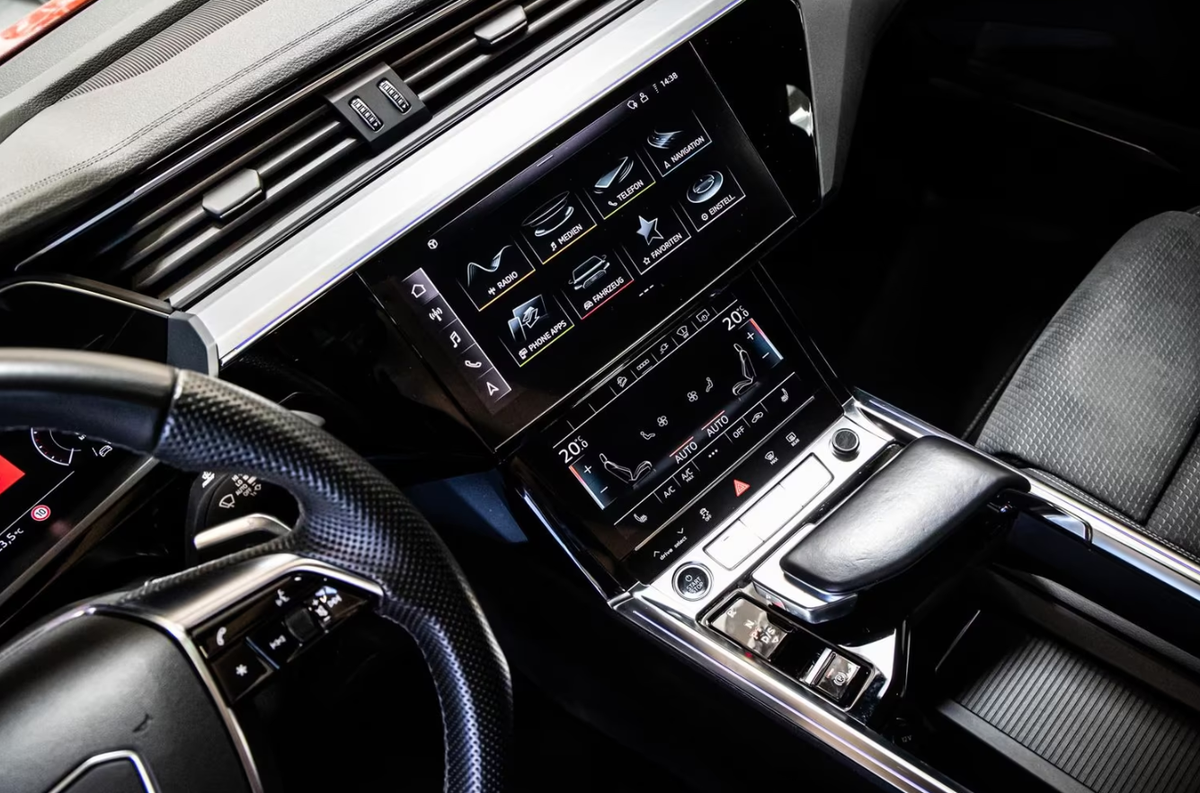 Audi e-tron Sportback 55 408ch S Line e-quattro