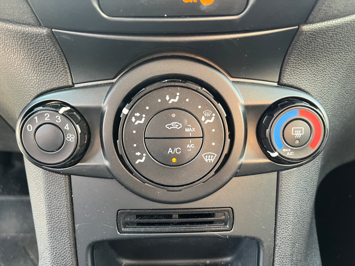Ford Fiesta 1.25 82ch, BLUETOOTH